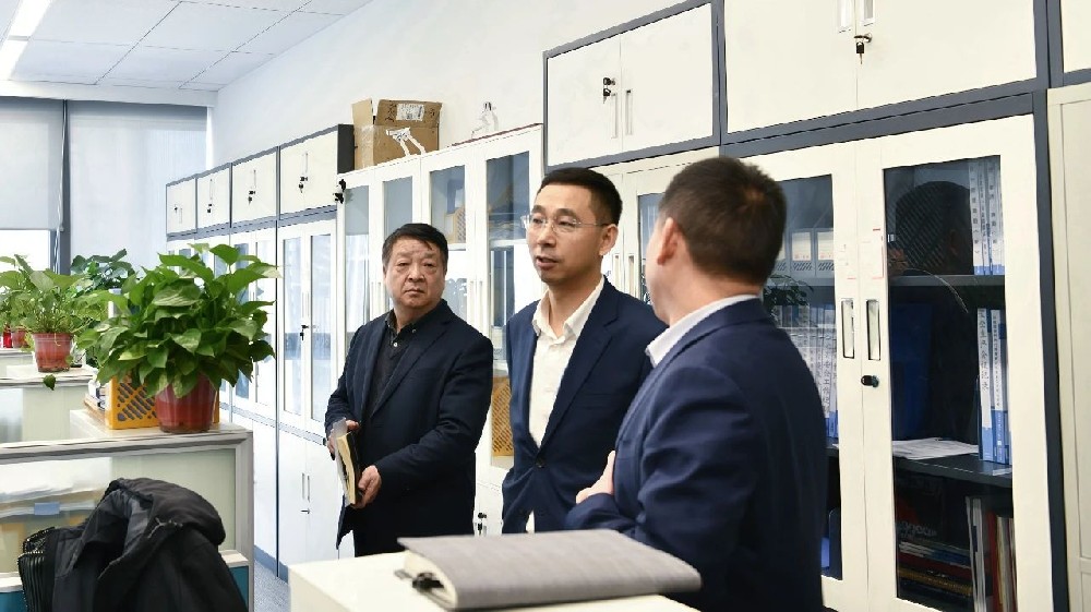 江蘇遠(yuǎn)洋領(lǐng)導(dǎo)班子分赴所屬企業(yè)開展春節(jié)前安全生產(chǎn)大檢查