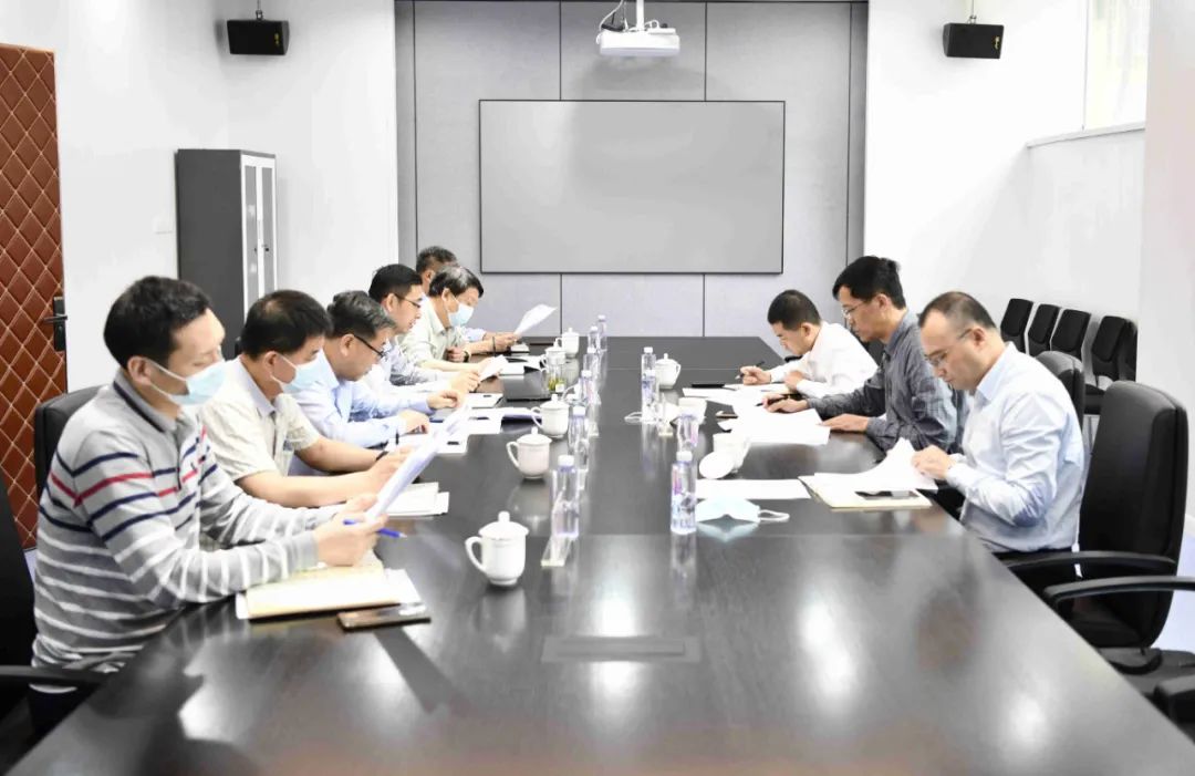 省港口集團(tuán)安全檢查組赴江蘇遠(yuǎn)洋開展“五一”節(jié)前安全生產(chǎn)檢查