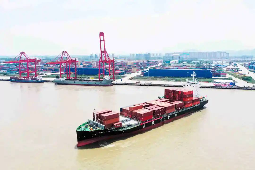 強(qiáng)國復(fù)興有我，扛起國企擔(dān)當(dāng) | 遠(yuǎn)洋“一席談”：優(yōu)化航線布局，服務(wù)江蘇經(jīng)濟(jì)發(fā)展