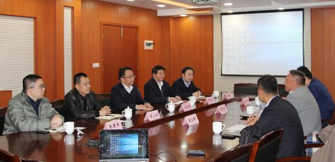 易佩斯國(guó)際海運(yùn)來我司來訪