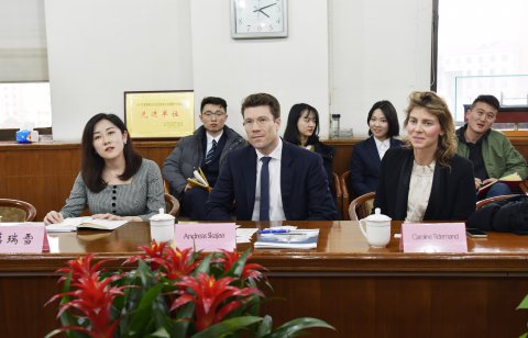 Eastern Bulk Carriers董事Andreas Skajaa一行來我司拜訪