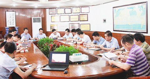 江蘇遠洋開展“不忘初心、牢記使命”主題教育黨委理論學習中心組（擴大）學習