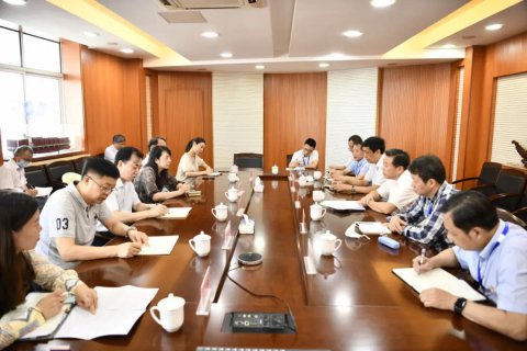 鼓樓區(qū)政協(xié)主席一行蒞臨江蘇遠(yuǎn)洋調(diào)研走訪