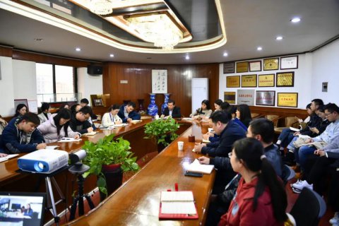 肩挑港航融合新使命 勇踏創(chuàng)新發(fā)展新征程 江蘇遠(yuǎn)洋舉辦青年職工座談會