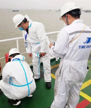 走一線 送書籍 上黨課 讓黨史學習教育“零距離”